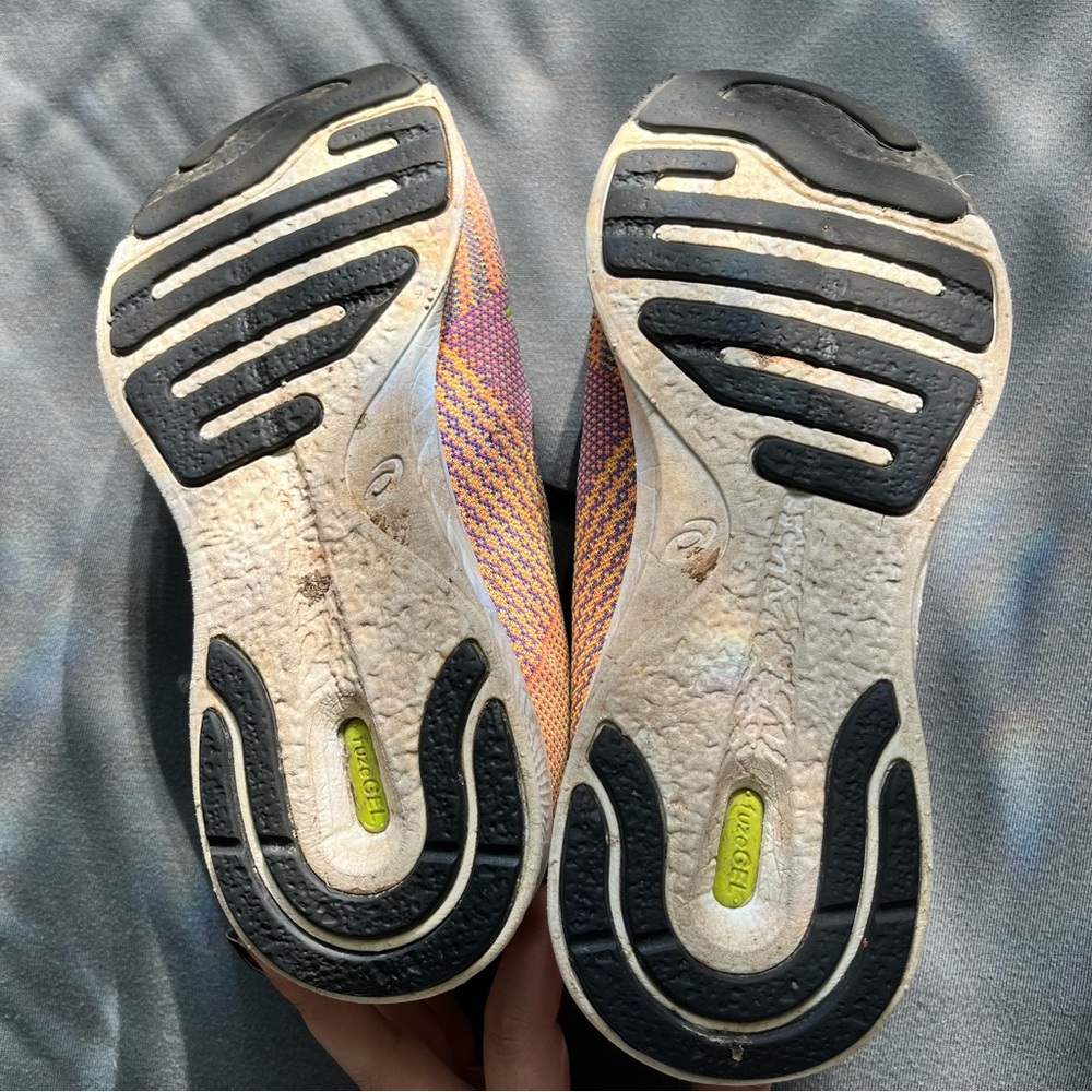 ASICS Running Shoe - Picture 3 of 4
